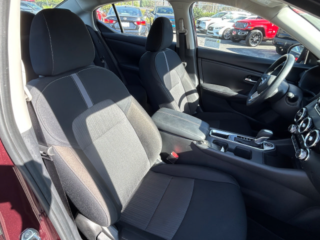 Used 2025 Nissan Sentra SV FWD image 15