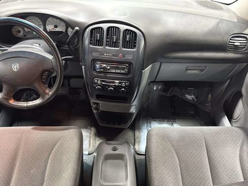 Used 2006 Dodge Grand Caravan SXT FWD image 9