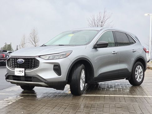 Used 2024 Ford Escape Active image 18