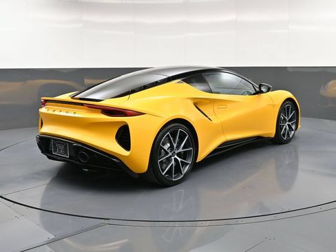 New 2026 Lotus Emira SE RWD image 8