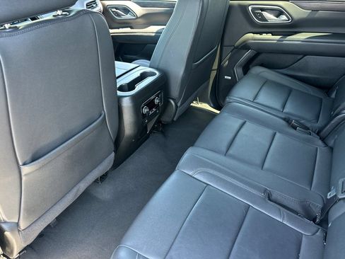 Used 2024 Chevrolet Tahoe LT RWD image 16