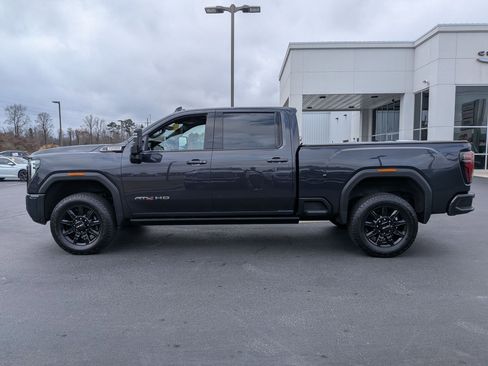 Used 2024 GMC Sierra 2500 AT4 w/ AT4 Premium Plus Package image 8