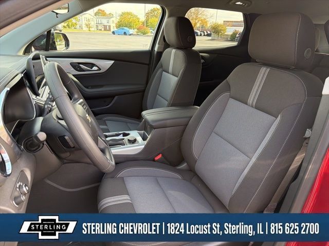 New 2025 Chevrolet Blazer LT w/ Midnight/Sport Edition AWD/4WD image 10