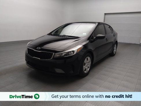 Used 2017 Kia Forte LX image 1