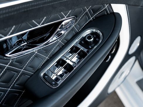 Used 2024 Bentley Continental GT Speed image 28