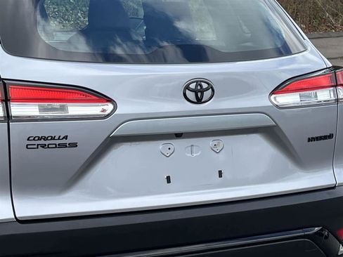 Used 2024 Toyota Corolla Cross S image 10