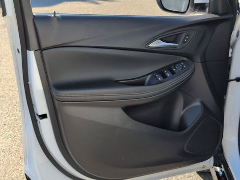 Used 2024 Buick Encore GX Sport Touring image 16