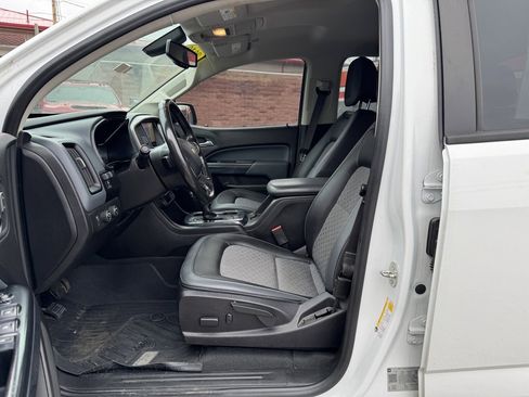 Used 2019 Chevrolet Colorado Z71 image 18