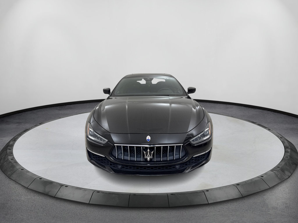Used 2019 Maserati Ghibli S GranLusso RWD image 2