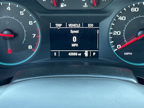 Used 2023 Chevrolet Malibu LT image 24