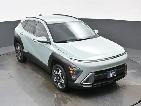 Certified 2025 Hyundai Kona SEL image 37