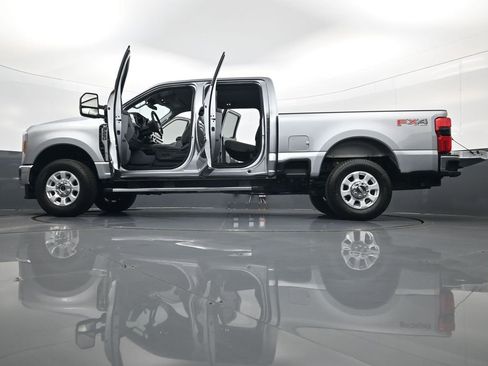 Used 2024 Ford F250 XLT w/ 360-Degree Camera Package AWD/4WD image 34