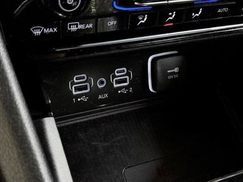 Certified 2024 Jeep Grand Cherokee L Altitude image 32