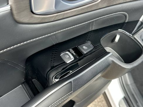 New 2026 Kia Sorento SX Prestige AWD/4WD image 17
