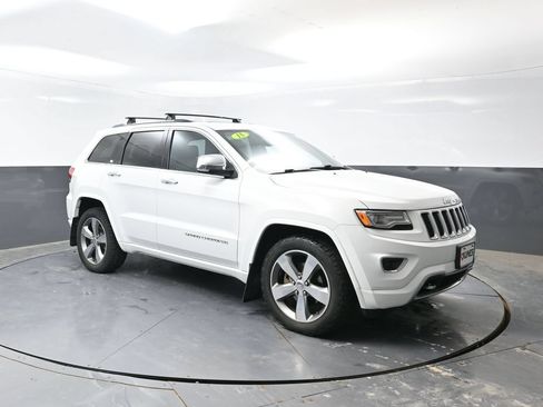 Used 2015 Jeep Grand Cherokee Overland AWD/4WD image 5