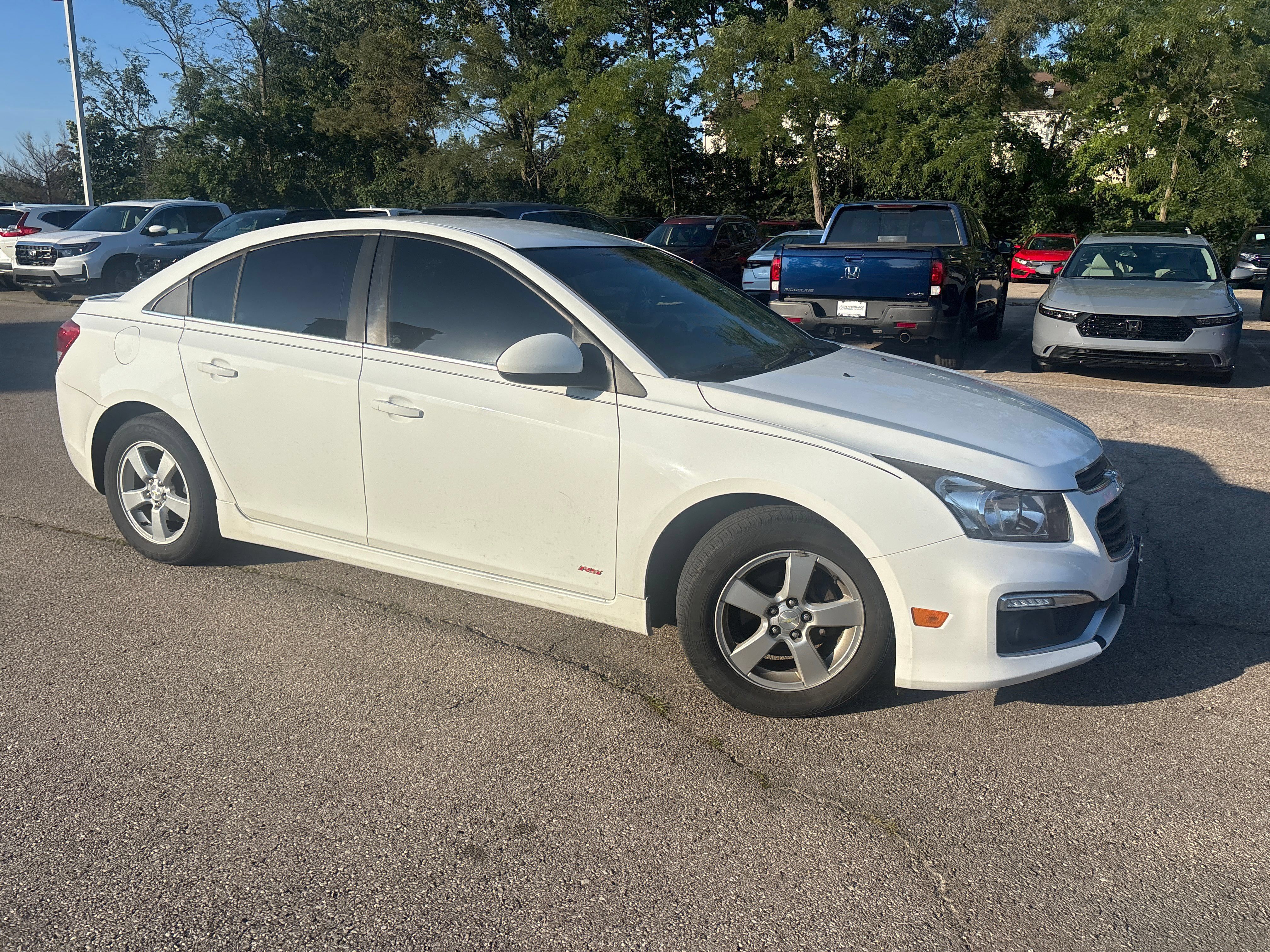 Used 2016 Chevrolet Cruze LT FWD image 16