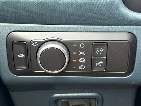 Used 2026 Ford Maverick Lariat w/ 4K Tow Package AWD/4WD image 19
