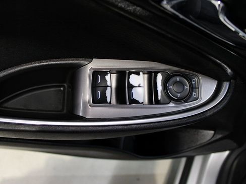 Used 2019 Chevrolet Malibu LT image 28