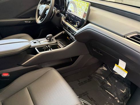 New 2026 Lexus TX 350 AWD image 17