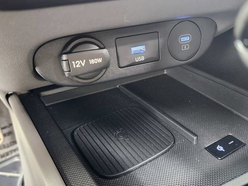 Used 2025 Hyundai Elantra Sport FWD image 26