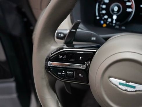 Used 2025 Aston Martin DBX 707 AWD/4WD image 30