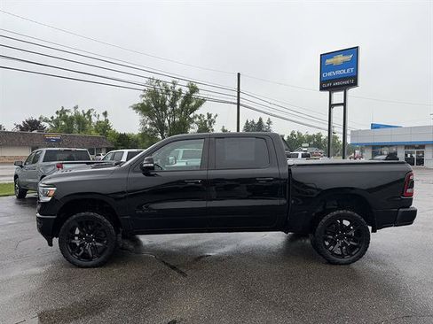 Used 2019 RAM 1500 Sport w/ Level 2 Equipment Group AWD/4WD image 3