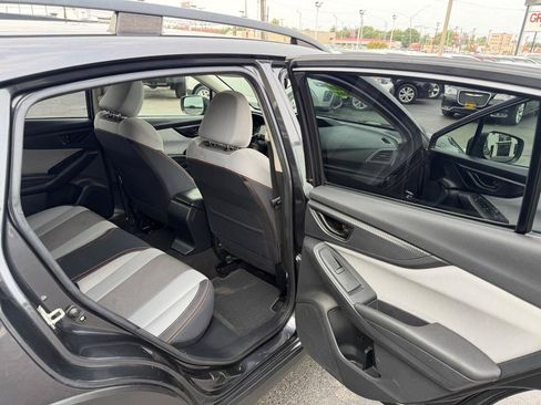 Used 2018 Subaru Crosstrek 2.0i Premium AWD/4WD image 8