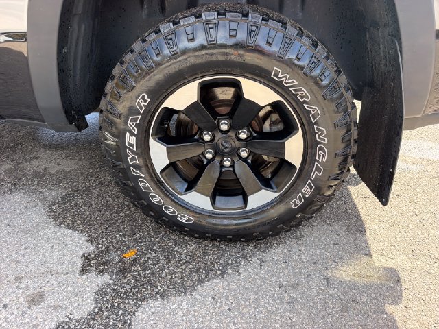 Used 2019 RAM 1500 Rebel w/ Rebel Level 1 Equipment Group AWD/4WD image 32