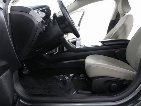 Used 2020 Ford Fusion S image 15