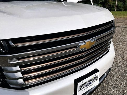 Used 2024 Chevrolet Tahoe High Country image 29