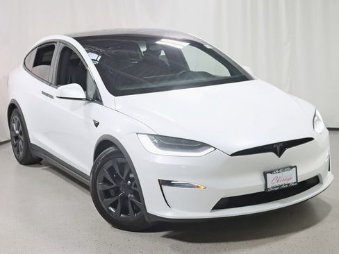 Used 2022 Tesla Model X image 6