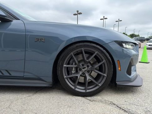 Used 2024 Ford Mustang GT w/ GT Performance Package RWD image 9