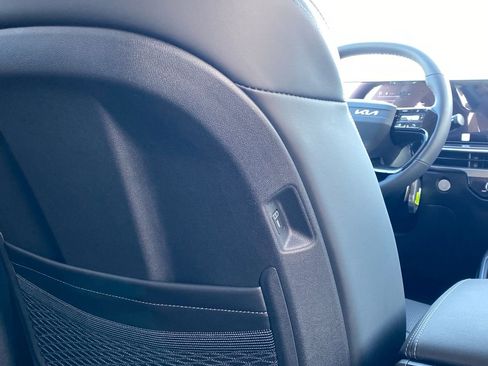 New 2026 Kia Sorento EX FWD image 24