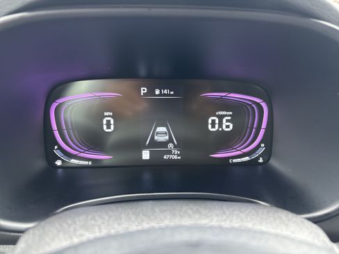 Used 2024 Kia Soul LX w/ Option Group 015 FWD image 25