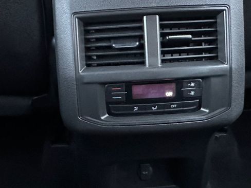 Used 2022 Volkswagen Atlas SE image 20