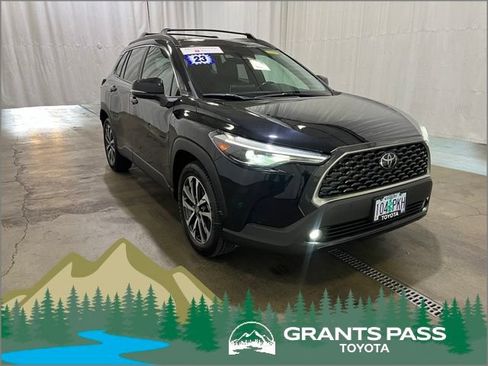 Certified 2023 Toyota Corolla Cross XLE w/ Convenience Package AWD/4WD image 1