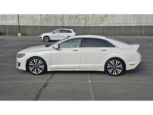 Used 2018 Lincoln MKZ Reserve image 8