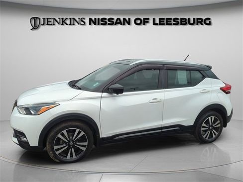 Certified 2019 Nissan Kicks SR w/ SR Premium Package image 15