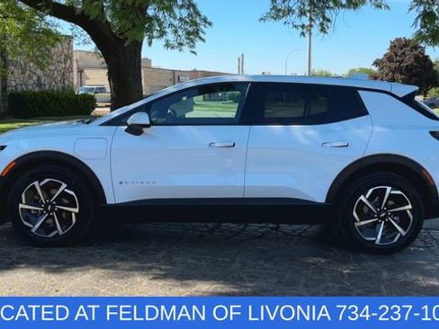 Used 2026 Chevrolet Equinox EV LT FWD image 5