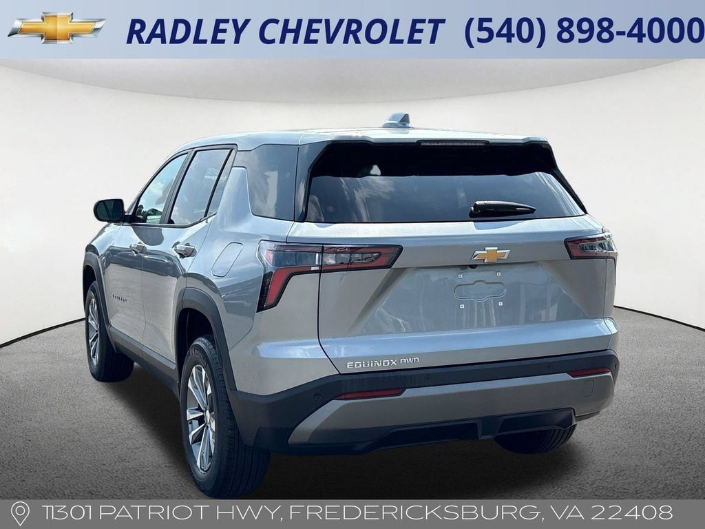 Certified 2026 Chevrolet Equinox LT AWD/4WD image 17