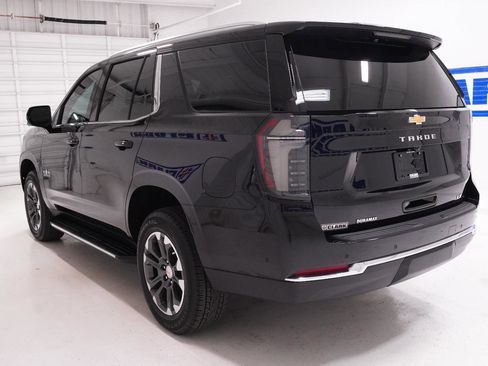 Used 2025 Chevrolet Tahoe LT w/ Comfort Package AWD/4WD image 10