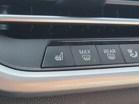 Used 2022 BMW X5 xDrive40i AWD/4WD image 35