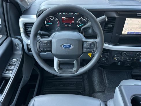 New 2026 Ford F250 XL w/ XL Chrome Package AWD/4WD image 12