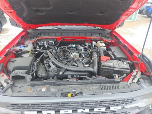 Used 2024 Ford Bronco Badlands image 35