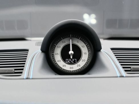 Certified 2025 Porsche 911 Turbo S AWD/4WD image 25