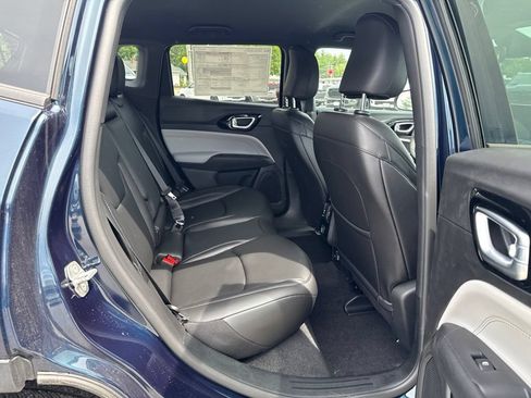New 2026 Jeep Compass Limited AWD/4WD image 24