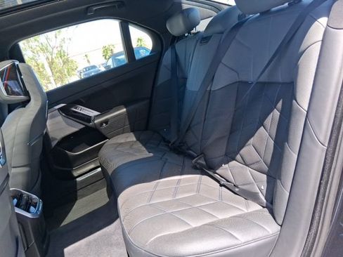 Used 2023 BMW 740i RWD image 18