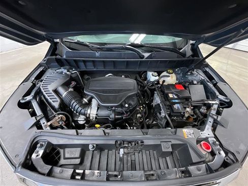 Used 2019 GMC Acadia SLT image 32