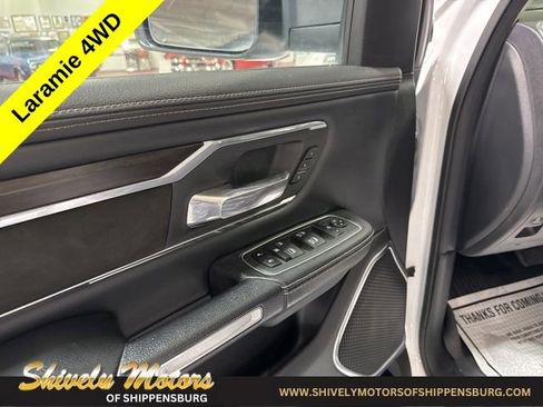 Used 2022 RAM 1500 Laramie AWD/4WD image 13