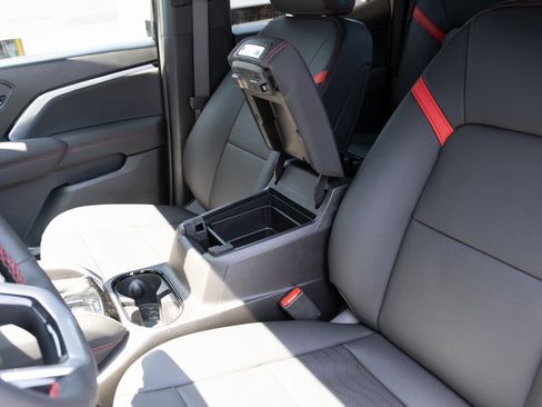 New 2025 Chevrolet Colorado Z71 w/ Z71 Convenience Package 2 image 14